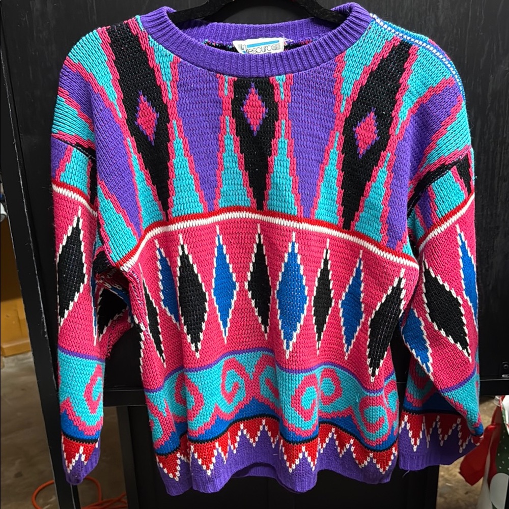 Oris Retro Crew Neck Sweater in Purple and Pink